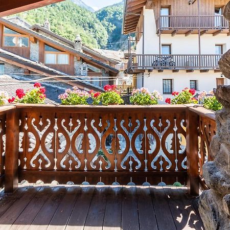 Woodstone Villa Aosta Esterno foto