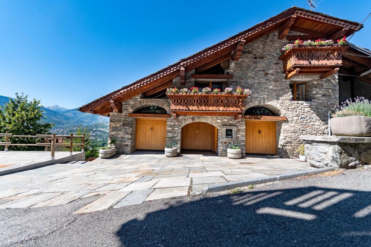 Woodstone Villa Aosta Esterno foto